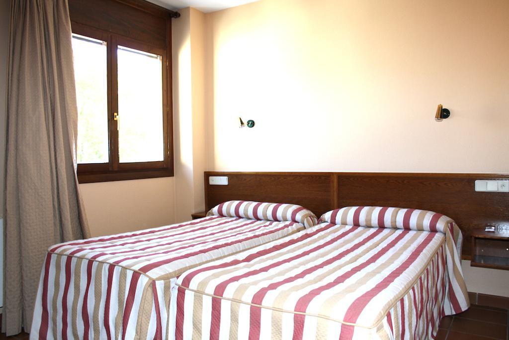 Apart-Hotel Selva Nevada La Virgen de la Vega Esterno foto
